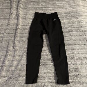 AYBL 3/4 length leggings